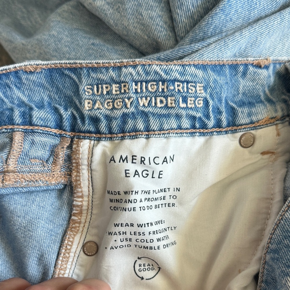 American Eagle Outfitters Light Blue Distressed Boyfriend Jeans - Picture 2 of 5